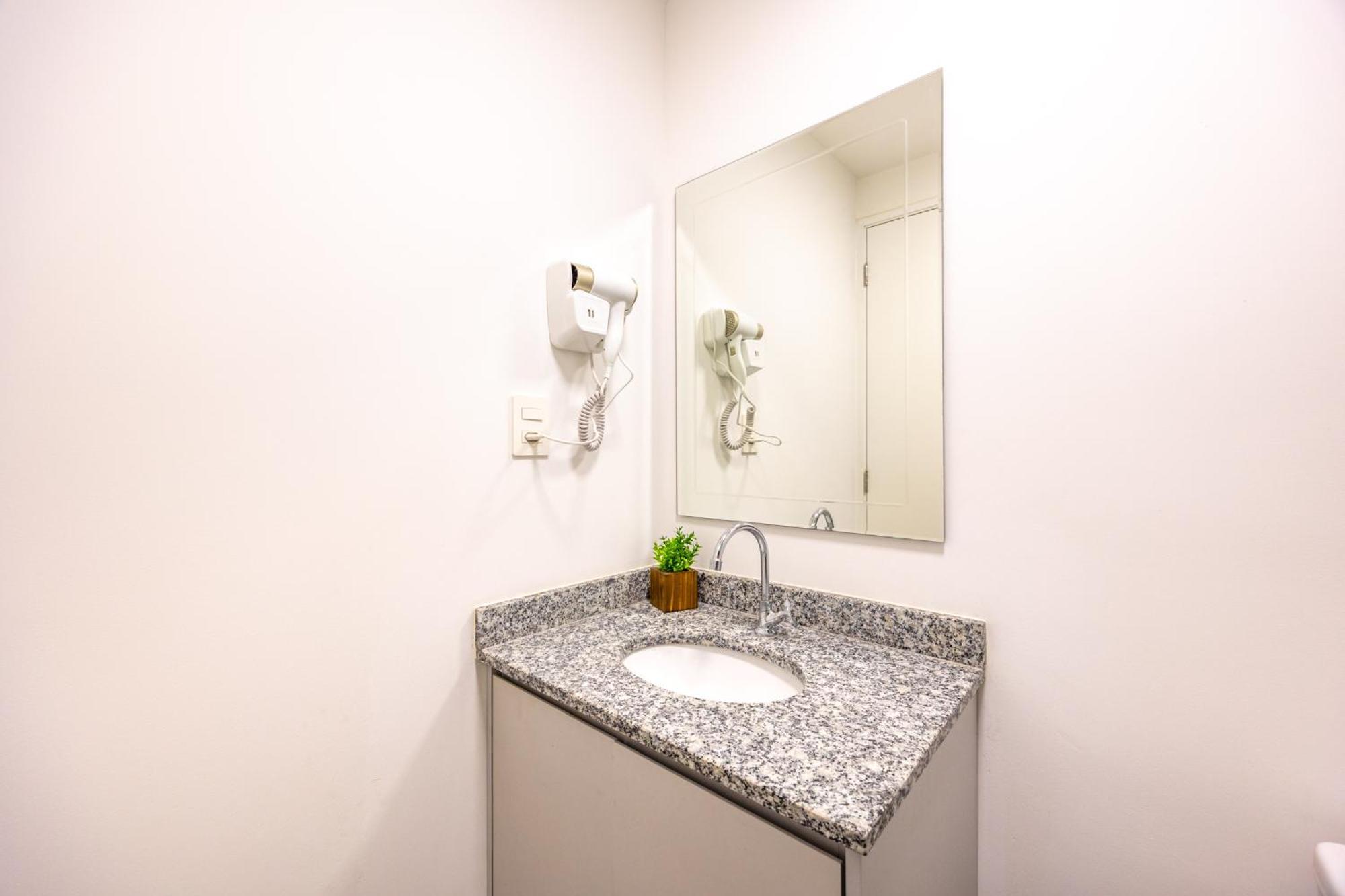 Apartamento Easy Star - Lindo Ao Na Avenida Vergueiro - Ra03i *